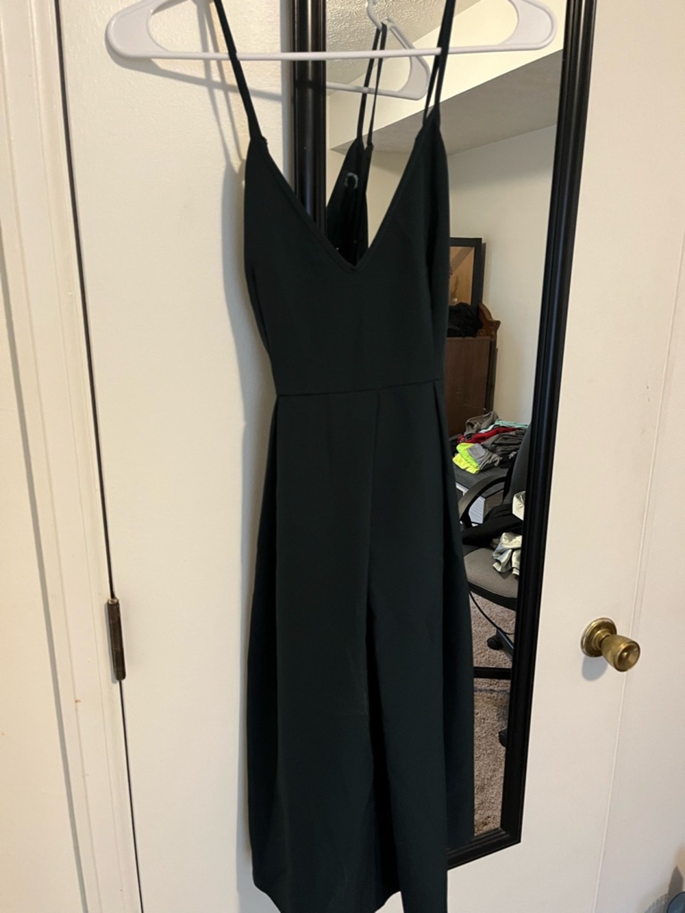 Green Spaghetti-Strap Midi Dress